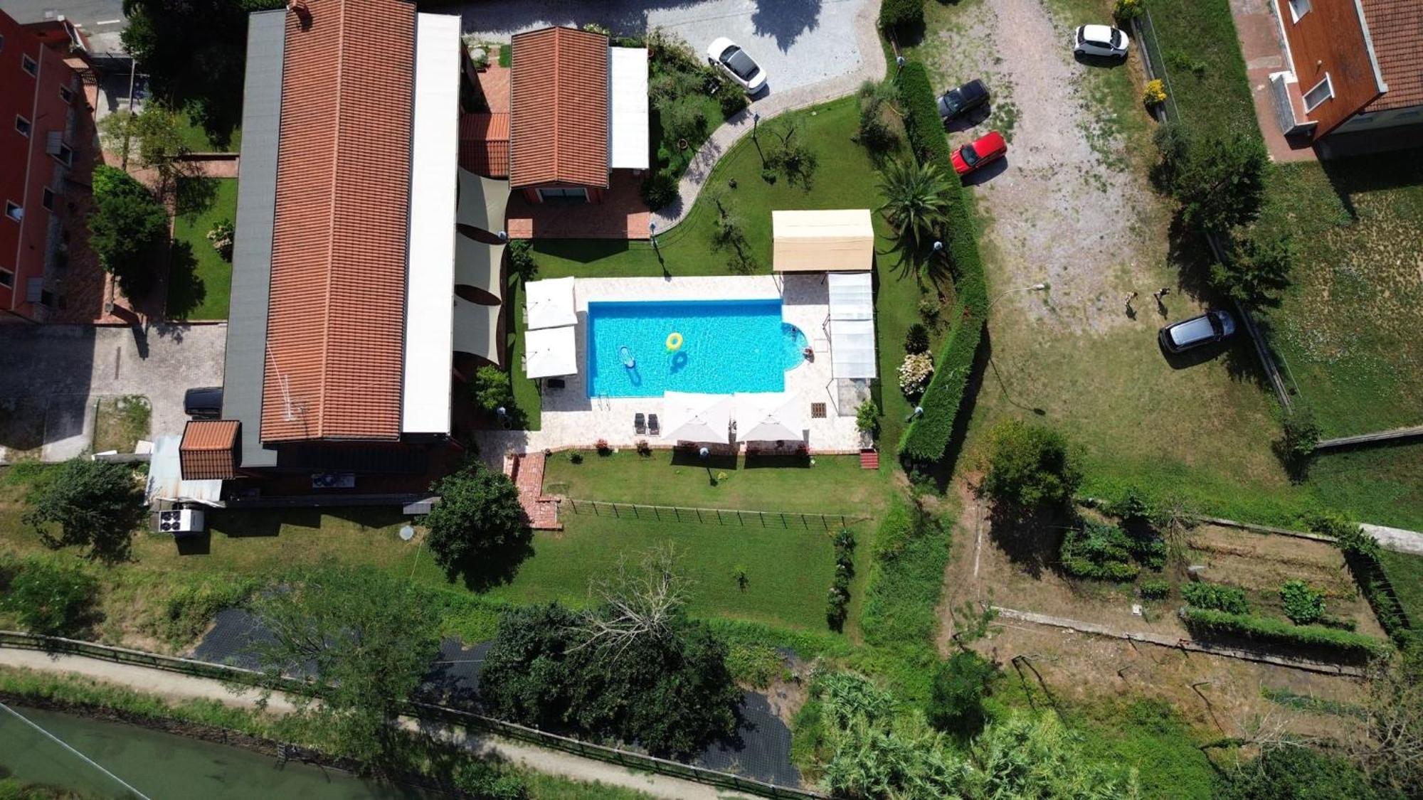 Albergo La Luna Sarzana Exterior photo